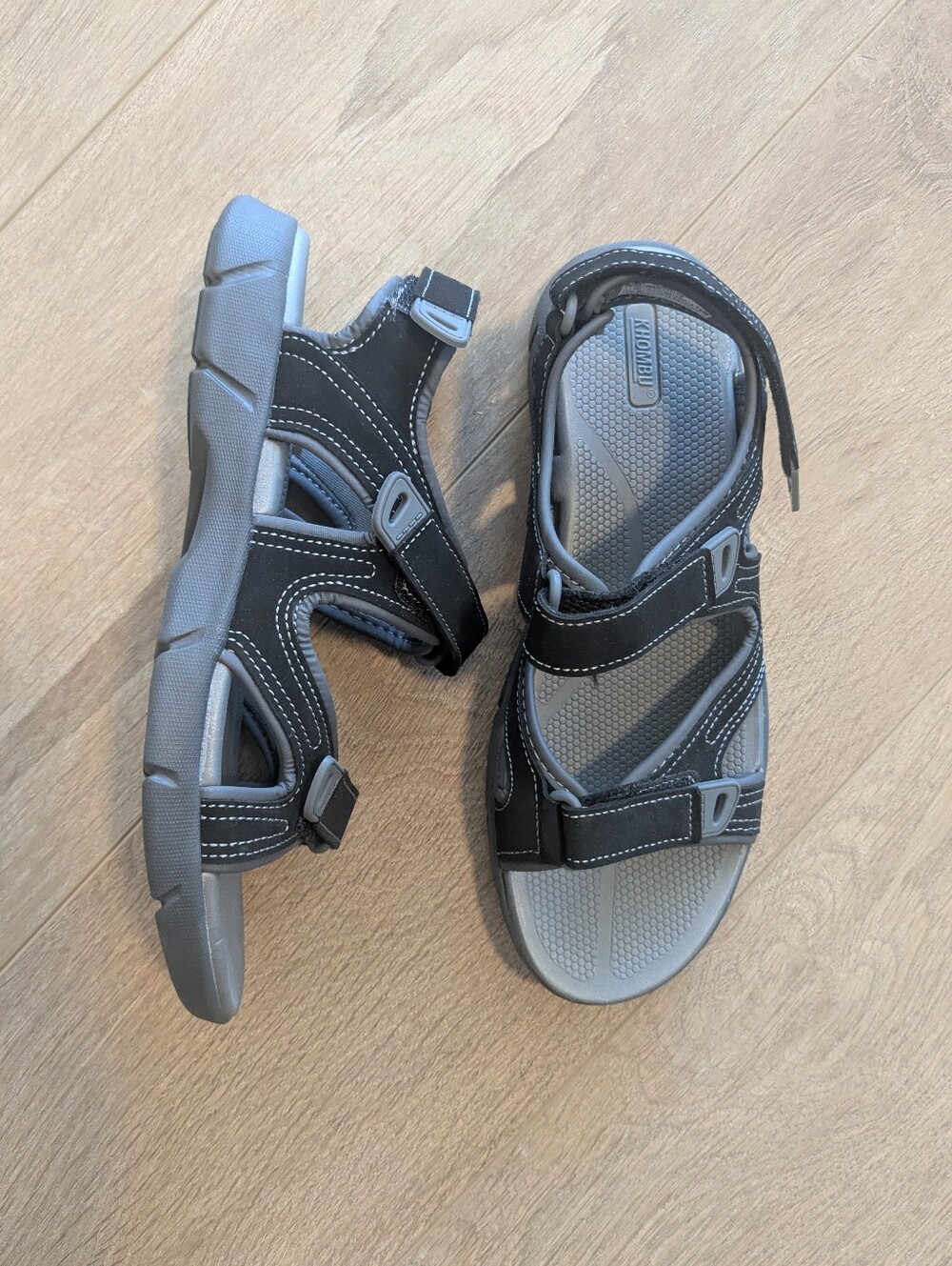 Khombu Black Walking Sandals 10 NWoT